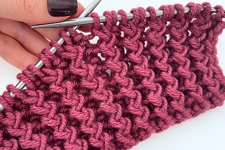 How to knit the zigzag braided stitch - Easy textured zigzag knitting stitch tutorial