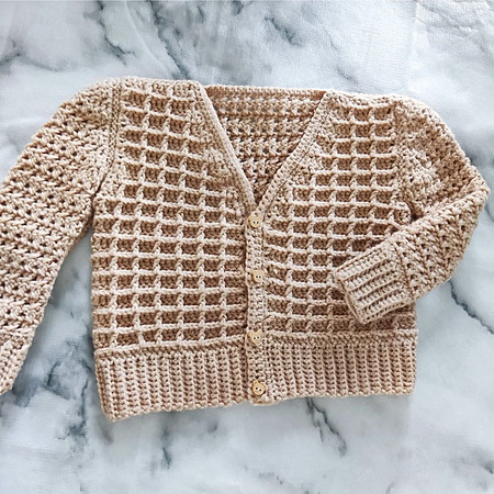 Simple crochet baby cardigan Fosbas Designs