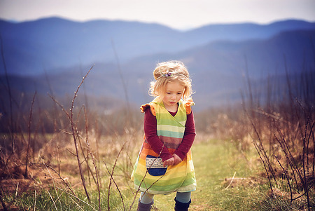 Free petal wrap dress sewing pattern for babies - How to sew a reversible a-line tunic for toddlers