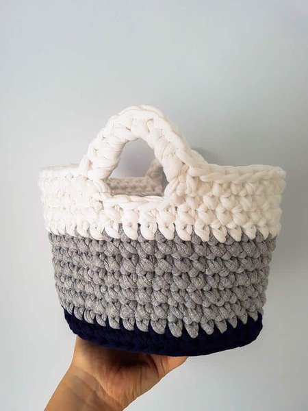Free T-Shirt Yarn Crochet Basket Pattern