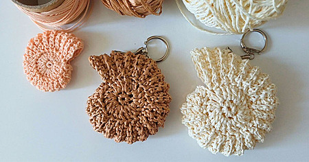 Free Crochet Seashell Keychain Pattern