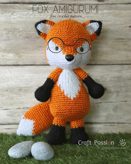 Mr Furu the Fox: A ten-inch tall crocheted fox stuffed animal featuring straight vertical colorwork made with the split single crochet stitch