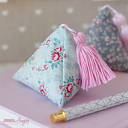 free Pyramid Weight sewing pattern