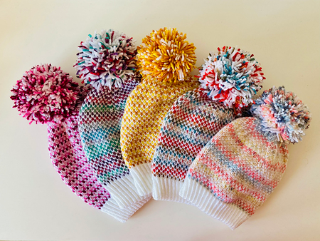 Free quadricolor hat knitting pattern - DIY easy colorwork hat tutorial