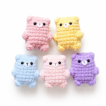 Free crochet mini plush bear pattern - How to crochet an easy star bear