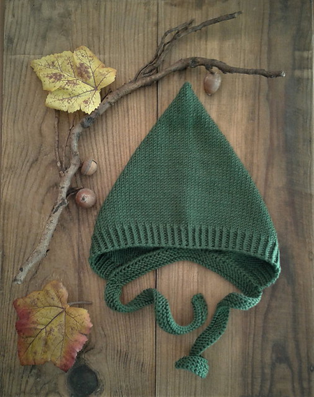 Free Dixie pixie hat knitting pattern - How to knit an easy flat pixie bonnet