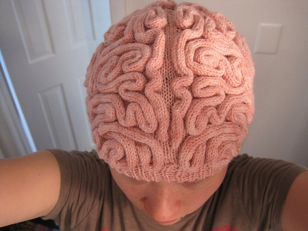 Free brain hat knitting pattern - How to knit an anatomical brain beanie hat
