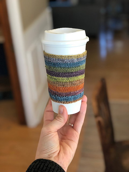 Sock Yarn Mug Cozy free knitting pattern by Three Birds Patterns