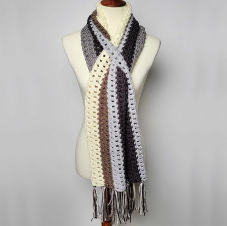 quick stashbusting keyhole scarf pattern by Moogly