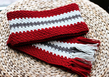 reversible vertical striped scarf design by Allen Williams 
