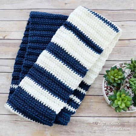 easy striped infinity scarf pattern by Left in Knots