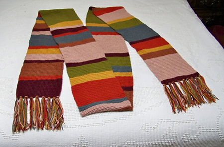 Doctor Who TV scarf replica by Sandra Petit