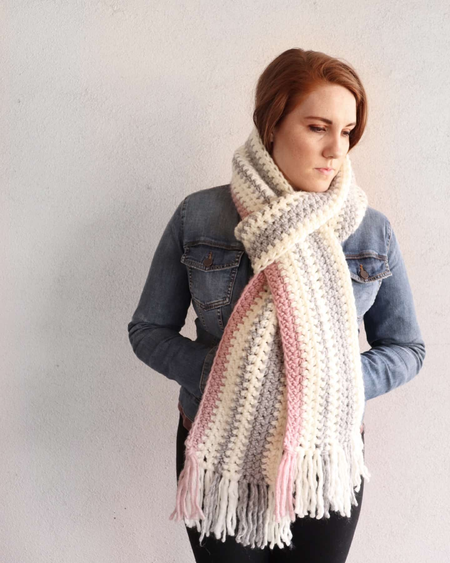 chunky pink and gray scarf pattern from Daisy Farm Crafts