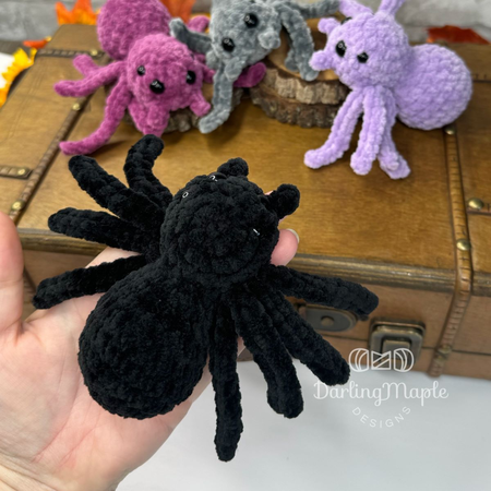 Free crochet spider pattern - Easy DIY super bulky amigurumi spider by Darling Maple Designs
