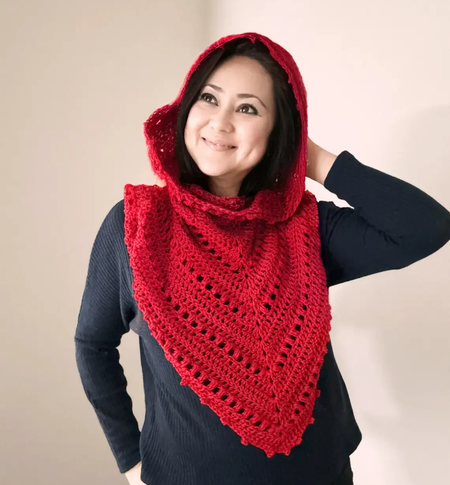 Free hooded cowl crochet pattern - Cozy DIY hooded neck warmer tutorial by The Knotty Lace